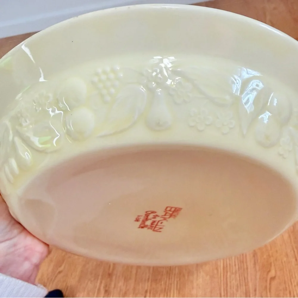 Circa 1944 Pantry Bak-In 10” Floral Pie Plate 22K gold trim by Crooksville
